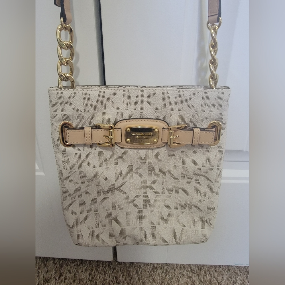 (SOLD) Michael Kors Crossbody Bag Womens Small Vanilla Leather Hamilton Purse